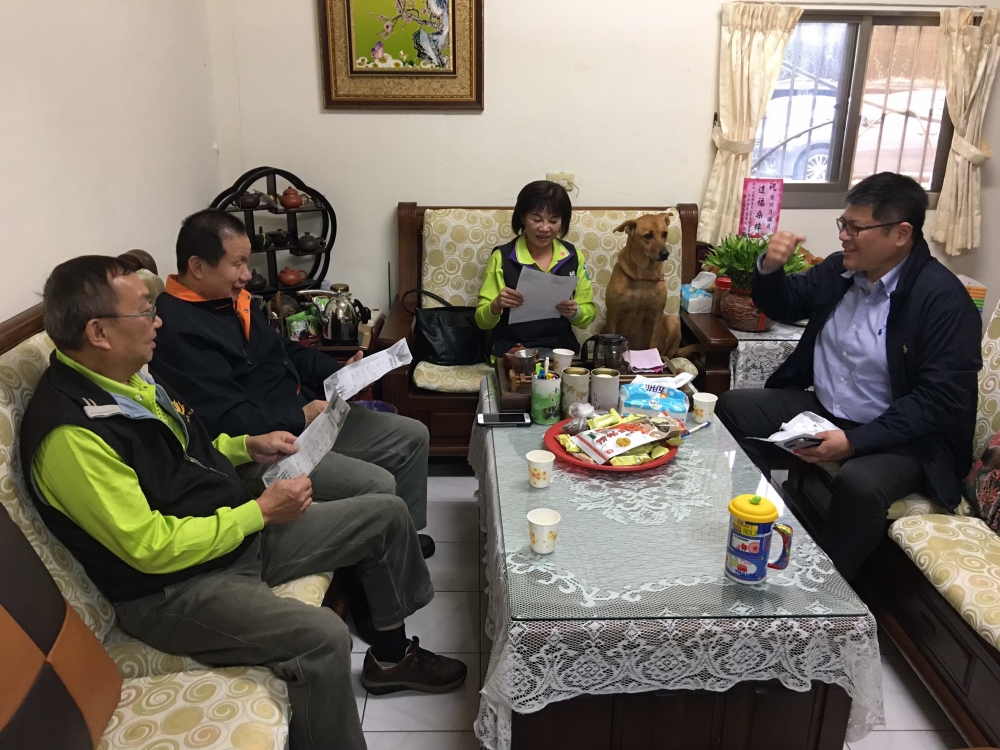 【社區接觸與開發】
透過地方社團及民意代表之協助，進入社區發掘問題並提供建議，深化合作鏈結